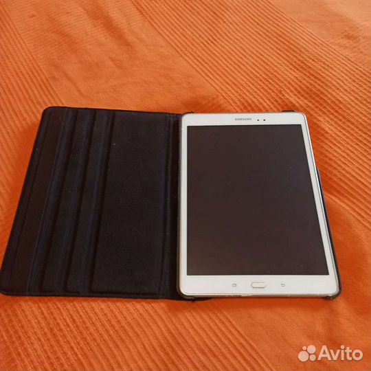 Планшет Samsung Galaxy Tab A 9.7 SM-T555