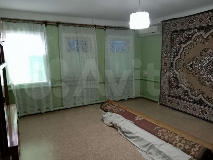 Дом 64 м² на участке 5 сот.