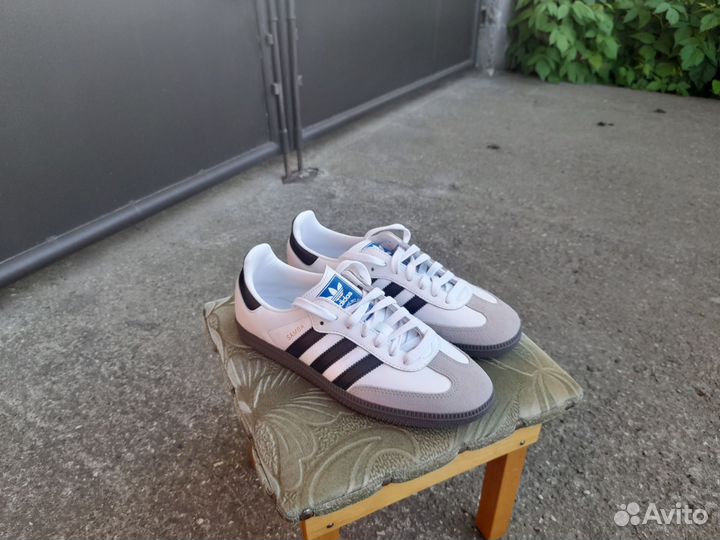 Adidas мужские кроссовки кожаные белые