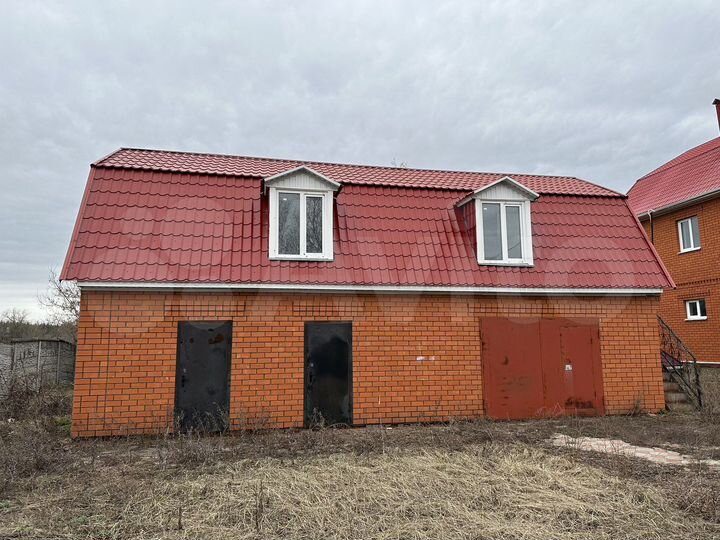 Дом 300 м² на участке 40 сот.