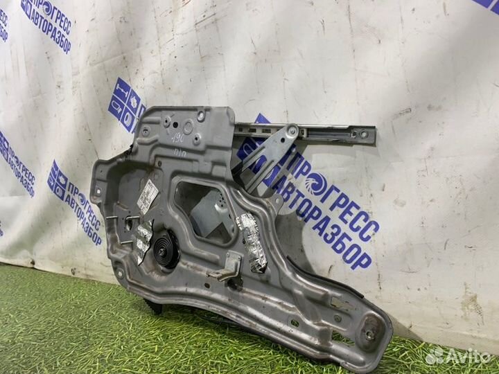 Стеклоподъемник передний правый Hyundai Santa Fe