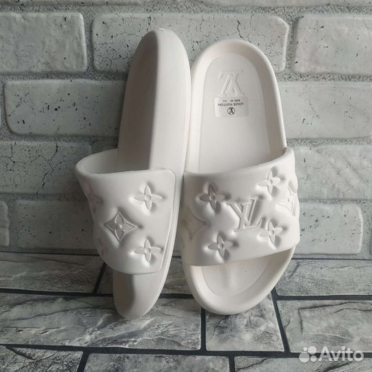 Шлепанцы сланцы Louis Vuitton белые, р7