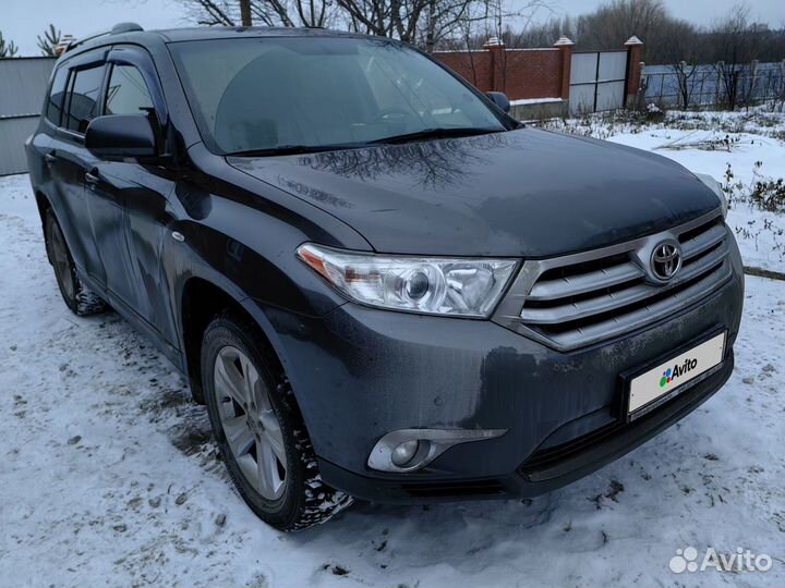 Toyota Highlander 3.5 AT, 2011, битый, 299 158 км