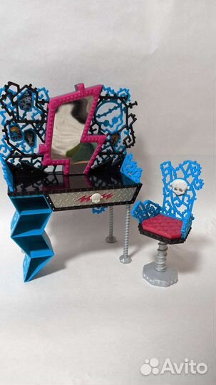 Monster high мебель