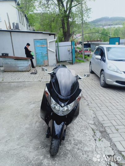 Suzuki SkyWave 250
