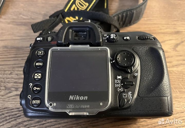 Зеркальный фотоаппарат nikon d200
