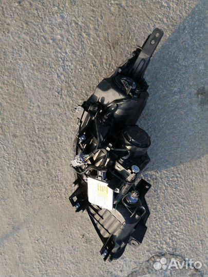 Фара передняя левая Mazda Biante ccef3W