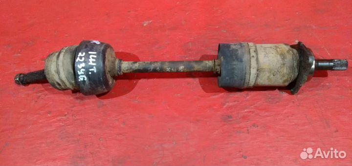 Нива привод левый в сборе шрус 22 зуба с дефектом