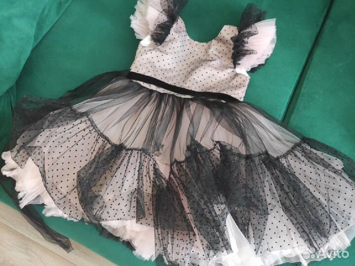 Детское нарядное платье 98