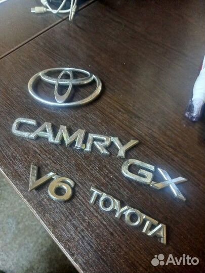 Шильдики на toyota