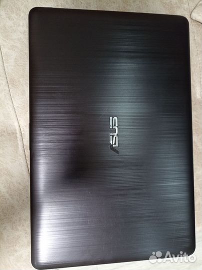 Ноутбук asus