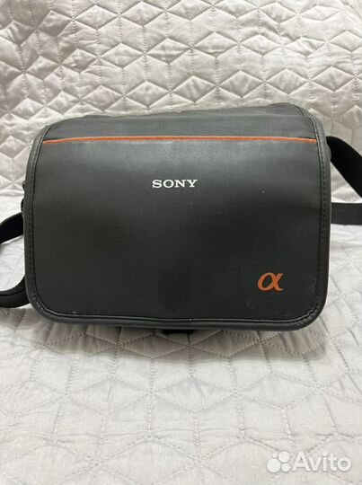 Зеркальный фотоаппарат