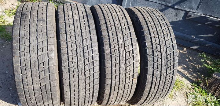 Dunlop Winter Maxx SJ8 235/60 R18