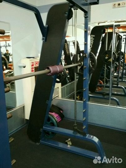 Продам подушечку для приседания со штангой