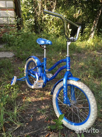 Двухколесный велосипед с доп.колесиками