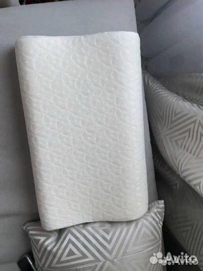 Ортопедическая подушка с эффектом памяти