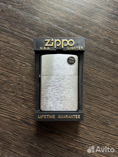Zippo 200 Brushed Chrome