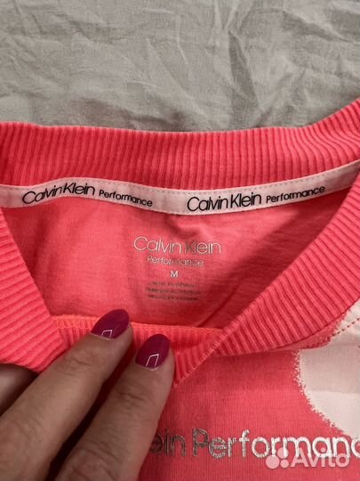 Calvin klein футболка
