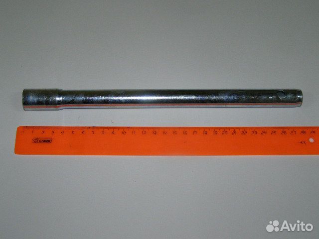 Ключ свечной 16 мм (270 мм) длинный с магнитом