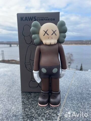 Фигурки kaws