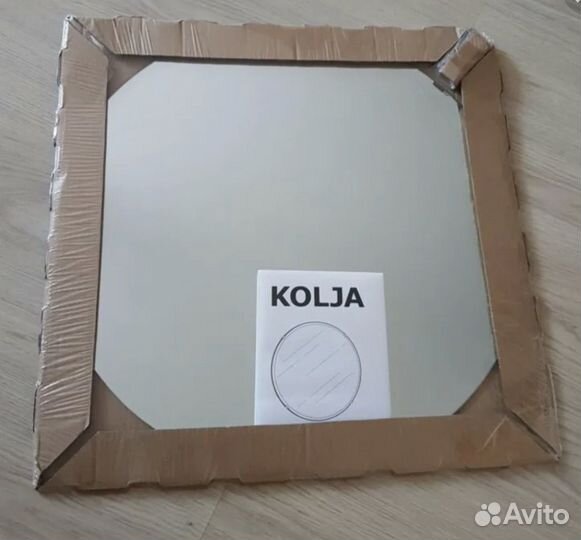 Гримерное зеркало с лампочками настенное