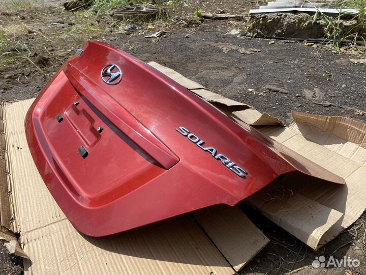 Крышка багажника Hyundai Solaris