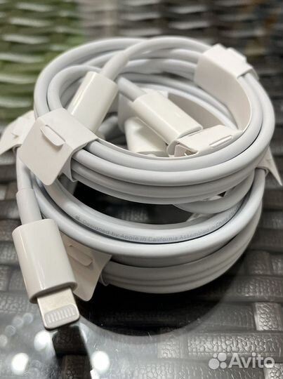 USB-C to Lightning кабель зарядки iPhone