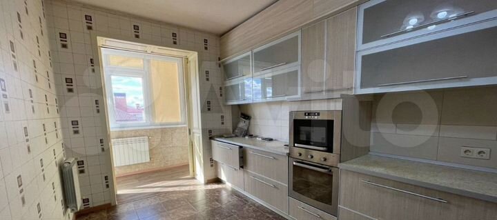 2-к. квартира, 76,5 м², 3/6 эт.