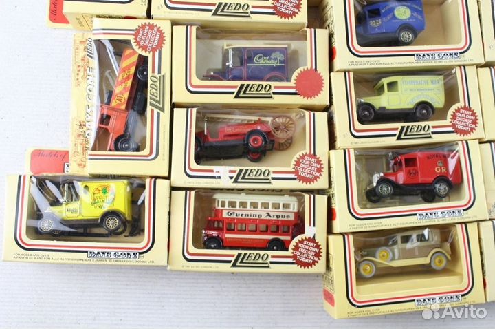 Различные модели, изготовленные на заказ, x 30