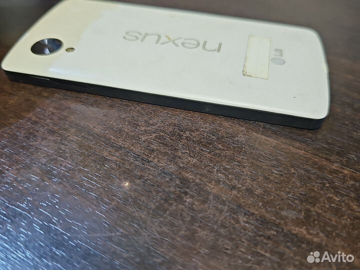 LG Nexus 4, 2/8 ГБ