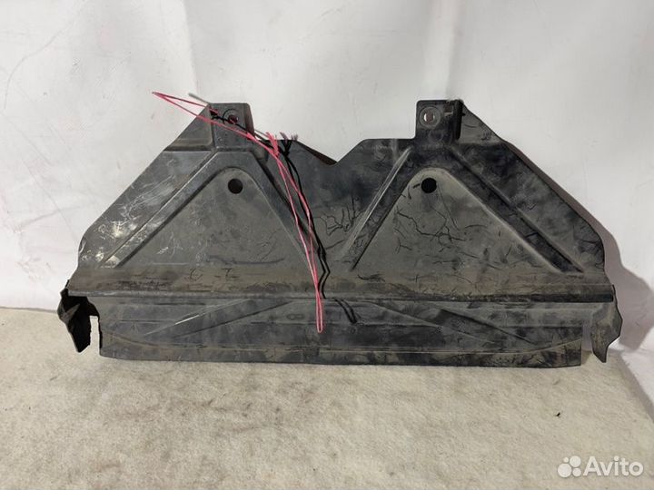 Воздуховод радиатора Bmw 3-Series E90 N52B25A 2005