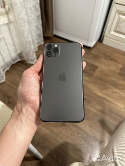 Телефон iPhone 11 pro max