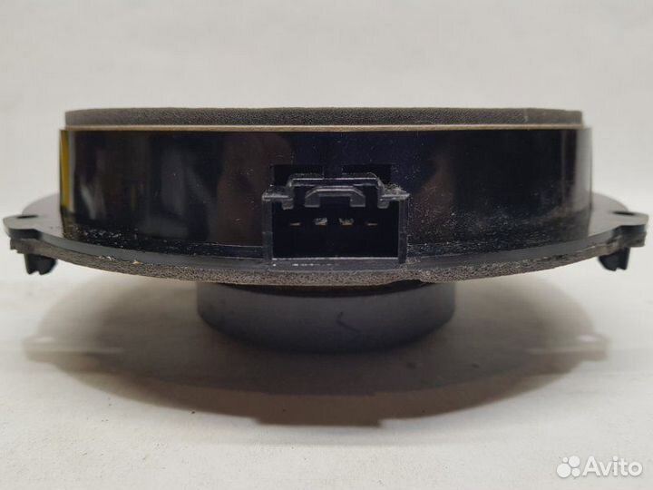 Динамик передний правый Land Rover Freelander 2.2L