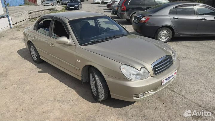 Фонарь задний стоп сигнал Hyundai Sonata (EF) 927503D000LK