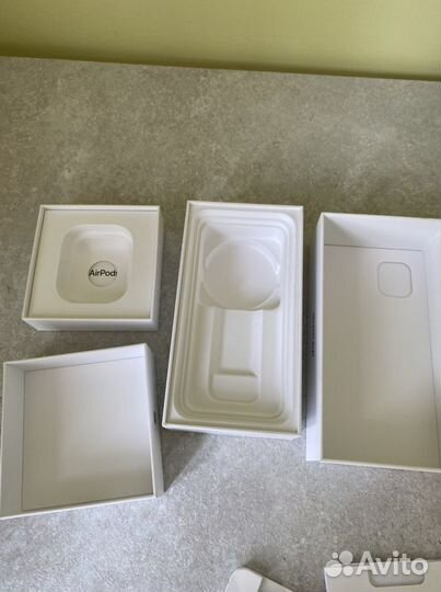 Коробки от iPhone 11. и от AirPods. Оригинал