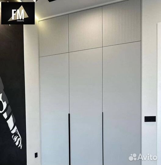 Шкаф распашной в стиле IKEA