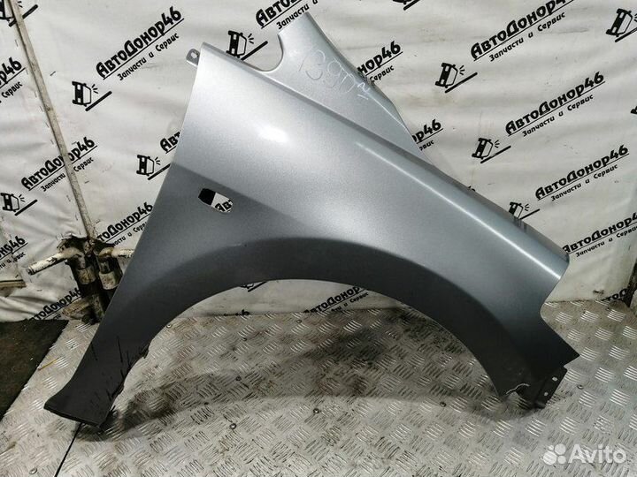 Крыло переднее правое Nissan Tiida C11