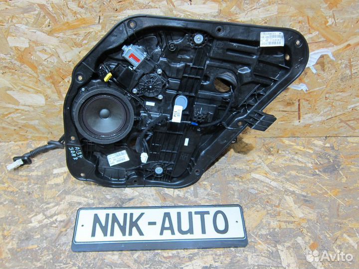 Стеклоподъемник задний правый Kia Ceed 2