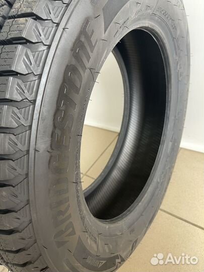 Bridgestone Blizzak DM-V3 275/50 R20 113T