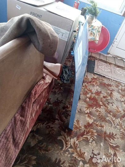 Капот Nissan leaf ZE0 AZE0