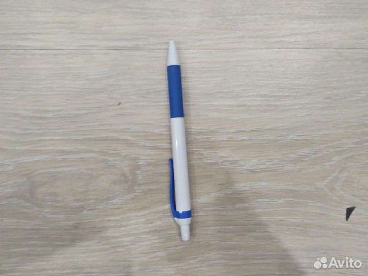 Тетрадь с ручкой