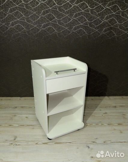 Стол тележка косметологическая тумбочка