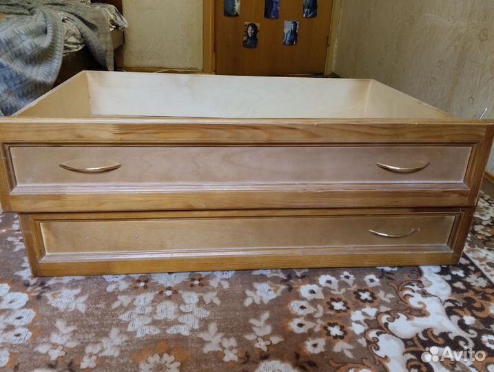 Ящик подкроватный 2шт. Забрать до 14.06