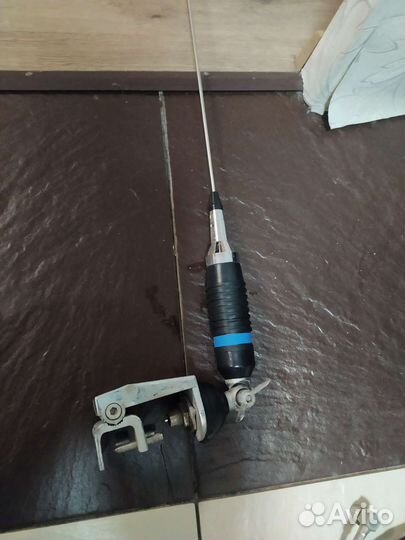 Автомобильная антенна для рации