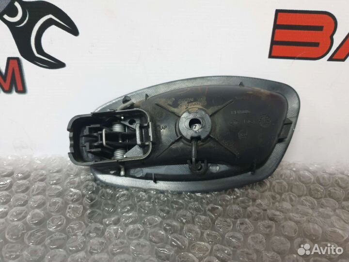 Ручка открывания двери задняя правая LADA X-Ray