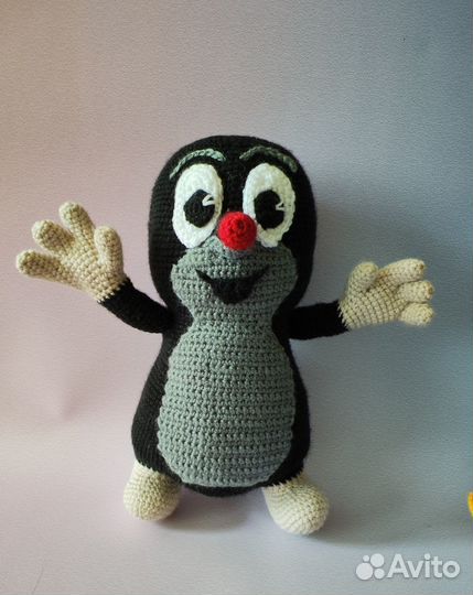 Вязаные Крот из мультика и Ежик в тумане