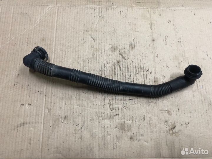 VW Passat B5 Трубка соединительная 078133889F