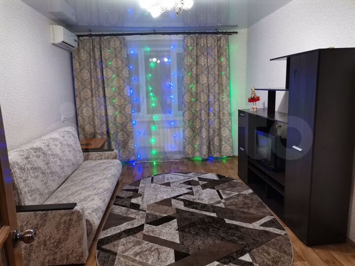 2-к. квартира, 50 м², 8/9 эт.