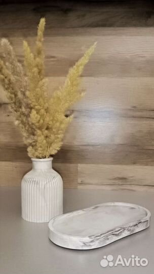 Ваза ручной работы из гипса