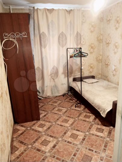 Комната 17 м² в 4-к., 1/9 эт.